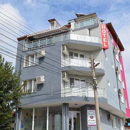 Hotel Kramus Ruse Exteriér fotografie